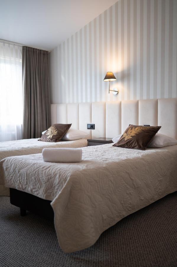 Zloty Staw Bed & Breakfast Borkowo  Екстериор снимка
