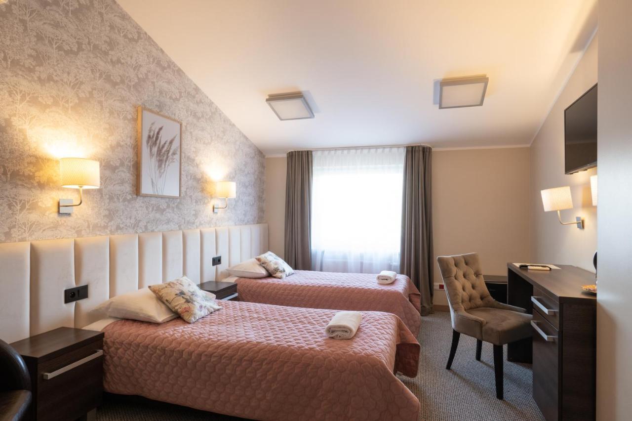 Zloty Staw Bed & Breakfast Borkowo  Екстериор снимка
